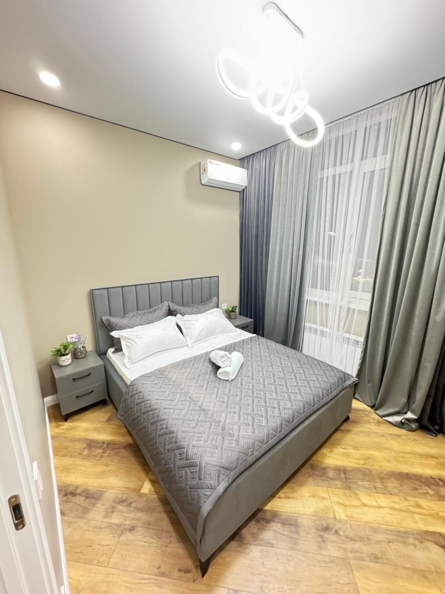 Vip In The Center, Elite Area, Welcome Apartment Almaty